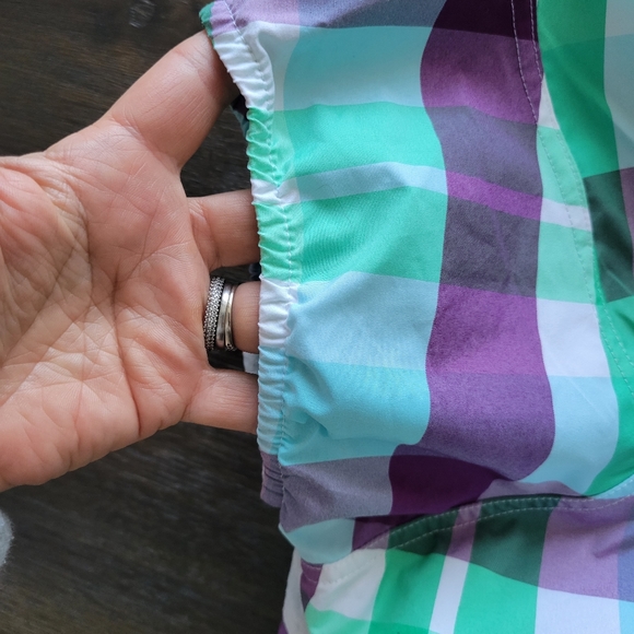 Lululemon Athletica Run Swiftly Shorty Jacket - Size 4 - Purple Electric Plaid - Picture 6 of 12